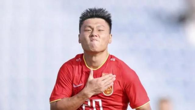 开云体育-无锋泰山险遭升班马击退 郝伟敢大胆启用新人吗？